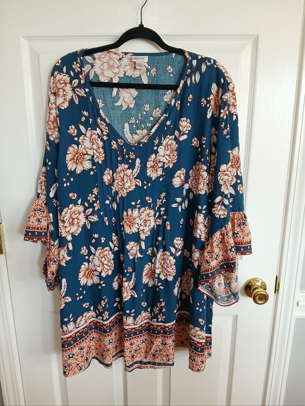 Avenue Women’s Floral V-Neck Tunic Dress - Teal Blue with Peach Floral Boho